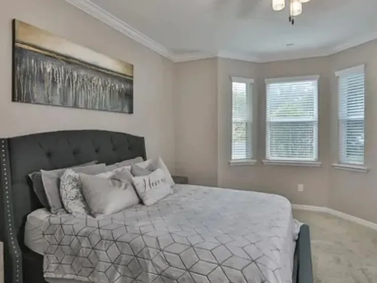 10452 Whittington Ct — Photo 16