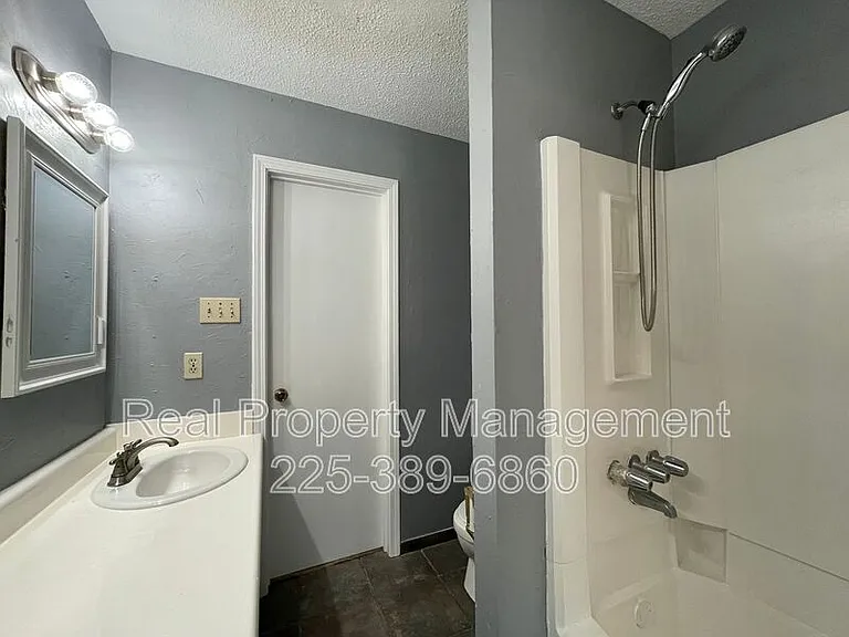 1724 Brightside Dr #A — Photo 8
