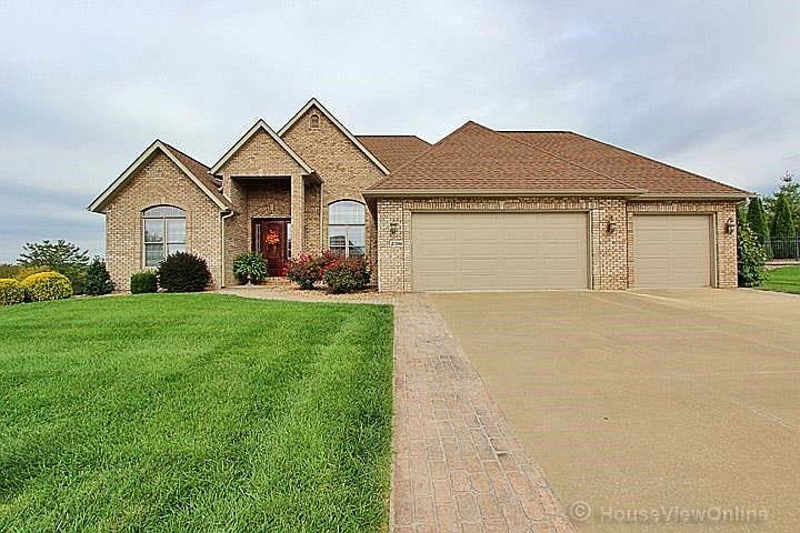 1st image of 2306 Derbyshire Ln