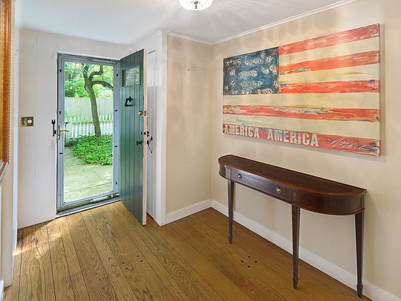 247 Chestnut Hill Road