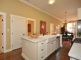 1206 Peralta St, Oakland, CA 94607