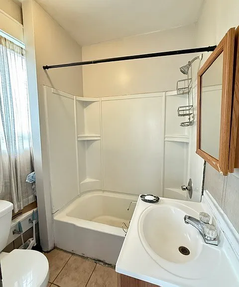 384 Gregory St — Photo 11
