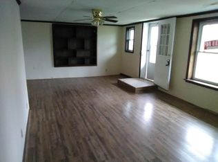 2006 West St, Greenbrier, TN 37073