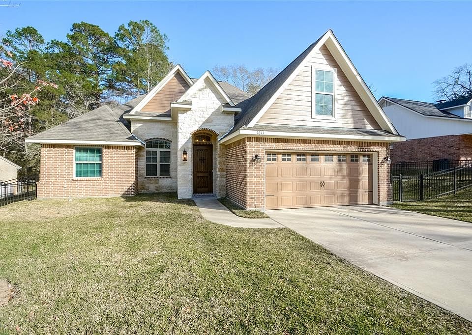 1st image of 1677 Green Briar Dr