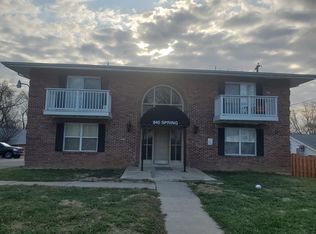 840 Spring Ave, Saint Charles, MO 63301