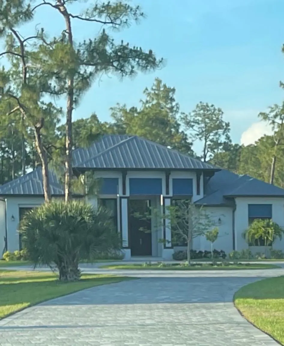 6423 Livingston Woods Ln — Photo 2