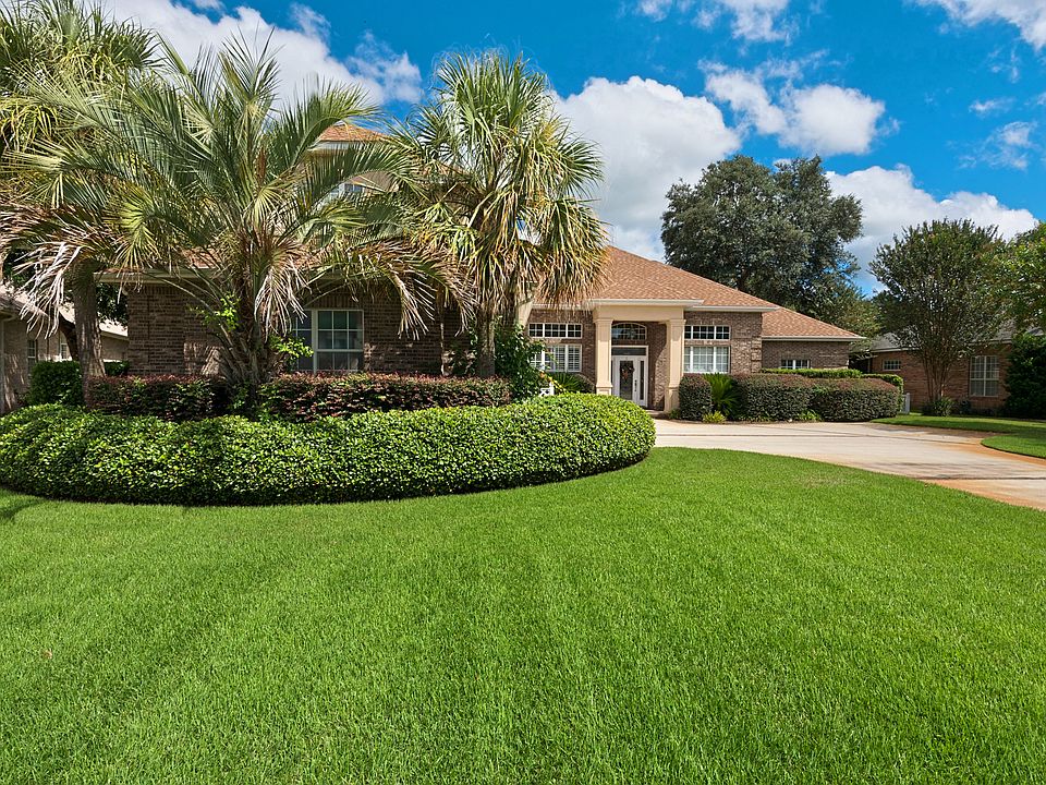 Welcome to 4233 Cougar Cir!