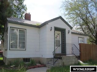 401 S 10th St, Worland, WY 82401