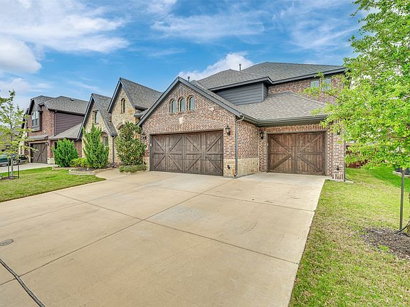 3rd image of 1108 Canterbury Ln