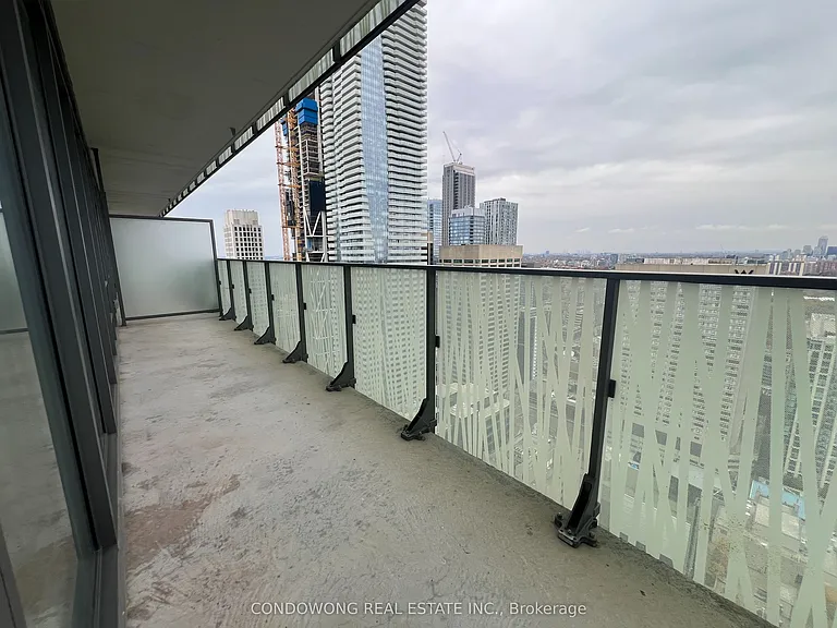 42 Charles St E #4308 — Photo 13