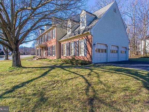 3rd image of 8408 Crosslake Dr