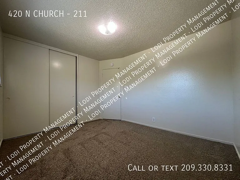 420 N Church St #211 — Photo 10