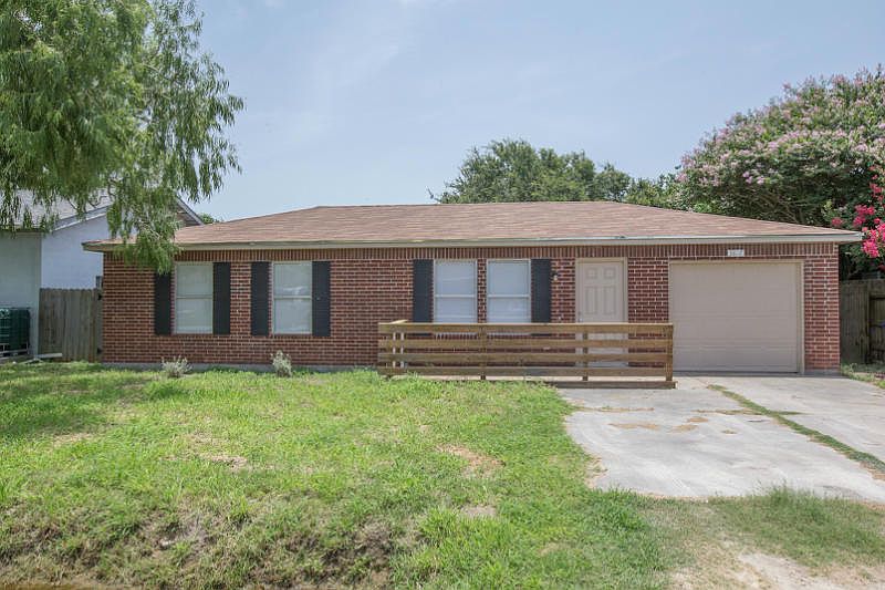 1st image of 3817 Wagner Lee Dr
