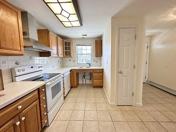 5th image of 16 Trotting Ln #3A