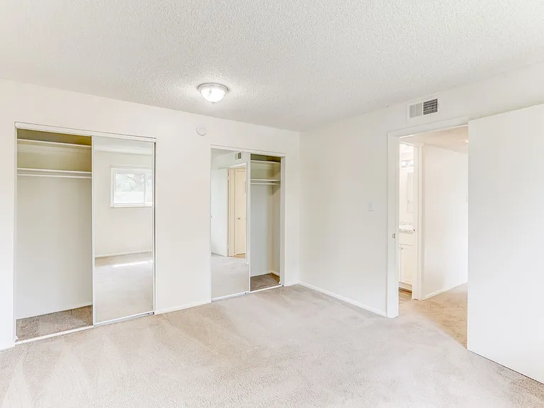 Creekside At Amherst Apartments — Photo 19