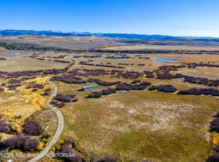 360 Willow Creek Ranch Rd, Cora, WY 82925