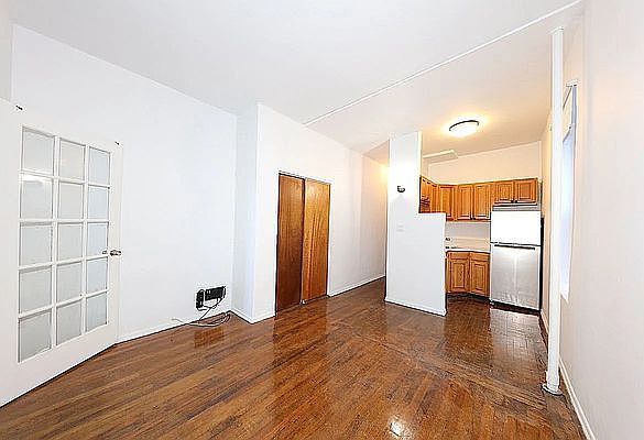 1st image of 301 E 95th St APT 1A