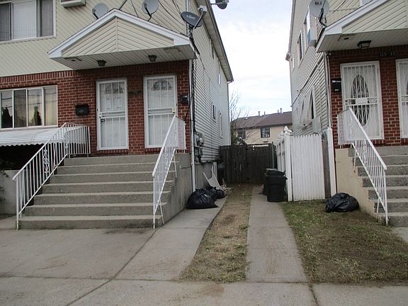 2nd image of 11529 Marsden St