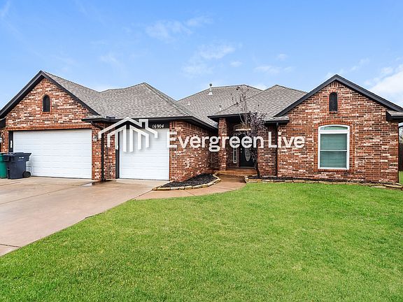 3rd image of 16904 Gladstone Cir