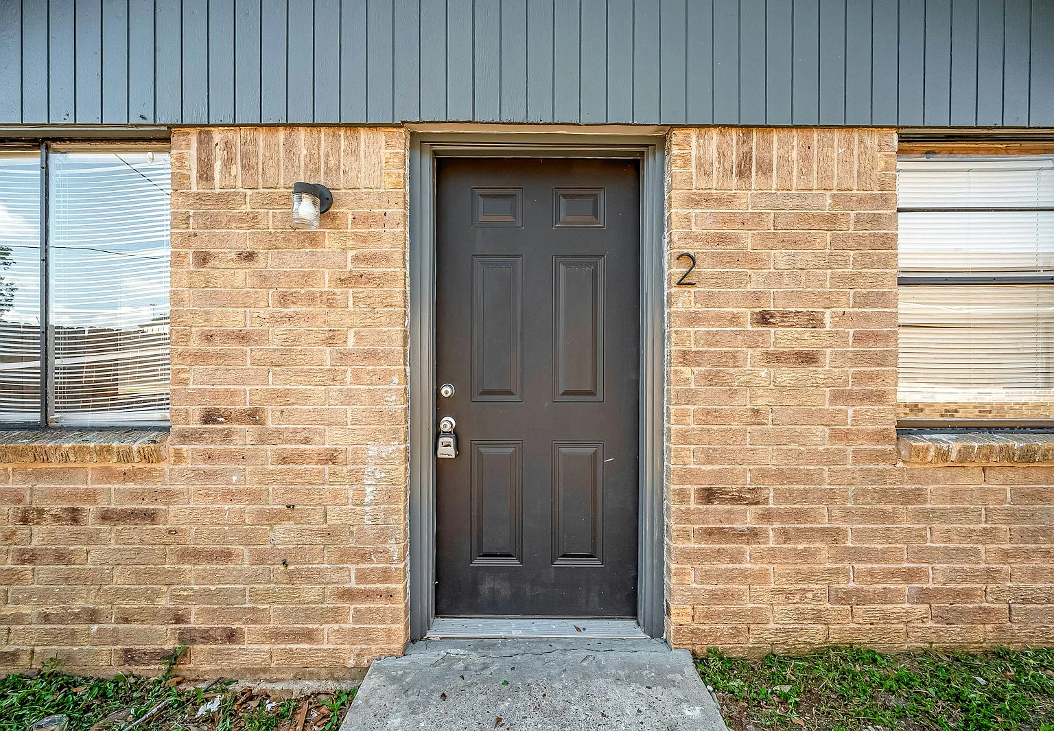 8814 Manus Street, Unit 5 — Photo 4