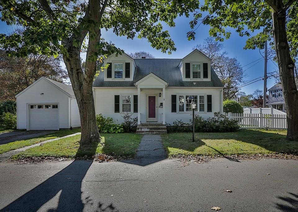 1st image of 2 Garnet St