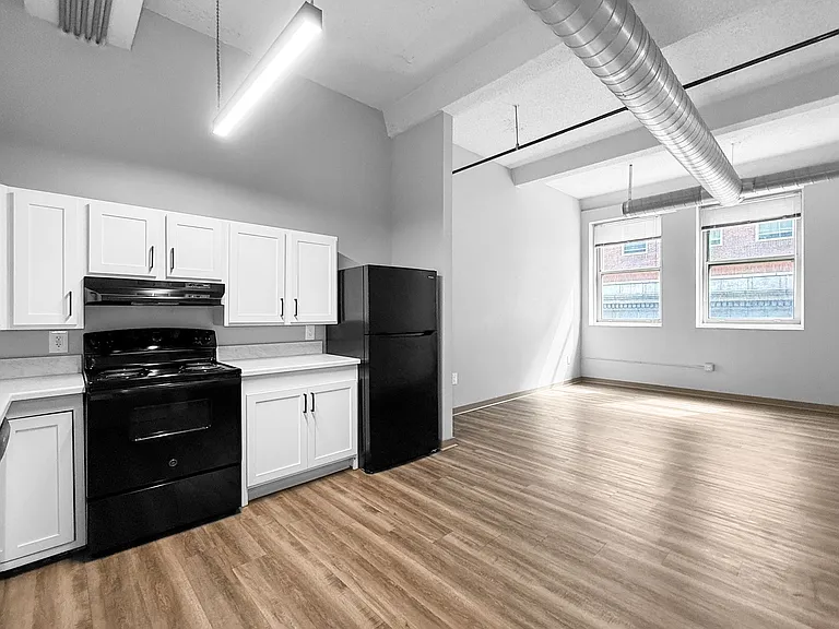 Library Lofts — Photo 14