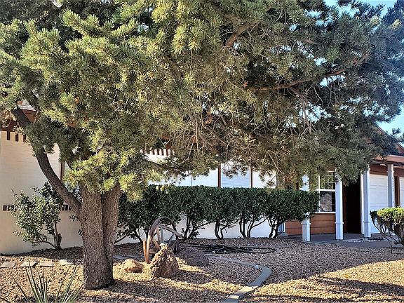 4th image of 4700 Academy Cir