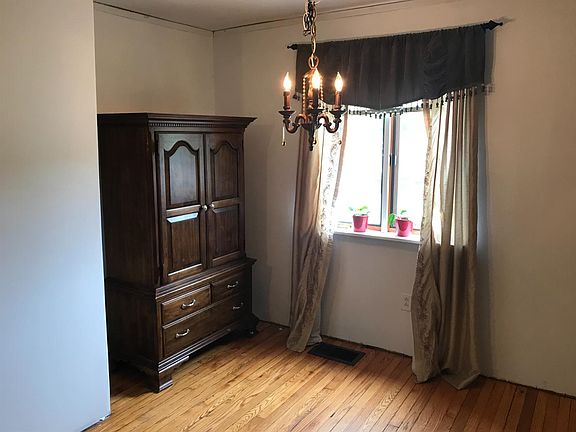 3rd image of 1 Orchard St