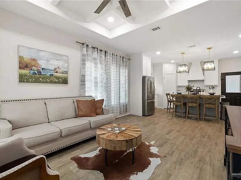 5904 Sandpiper Ave #2 — Photo 1