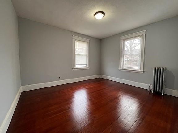 5th image of 797 Academy Ave #1