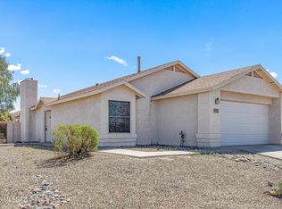 7835 S Lennox Ln, Tucson, AZ 85747
