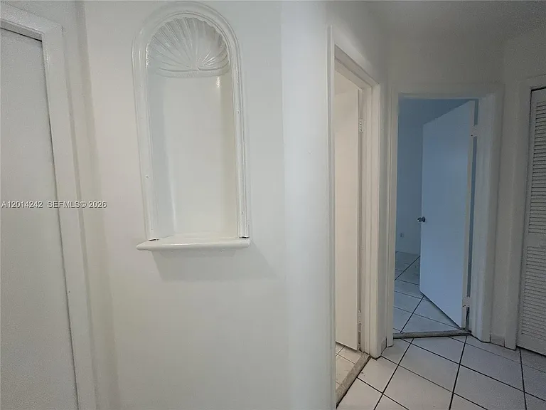 6804 SW 37th St #11 — Photo 3