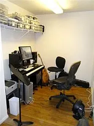 Rented by R New York