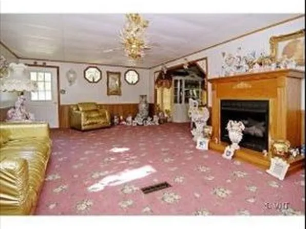 306 Drydock, Lakemoor, IL 60051