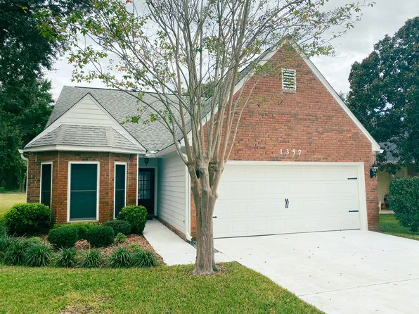1357 Greenvista Ln, Gulf Breeze, FL 32563