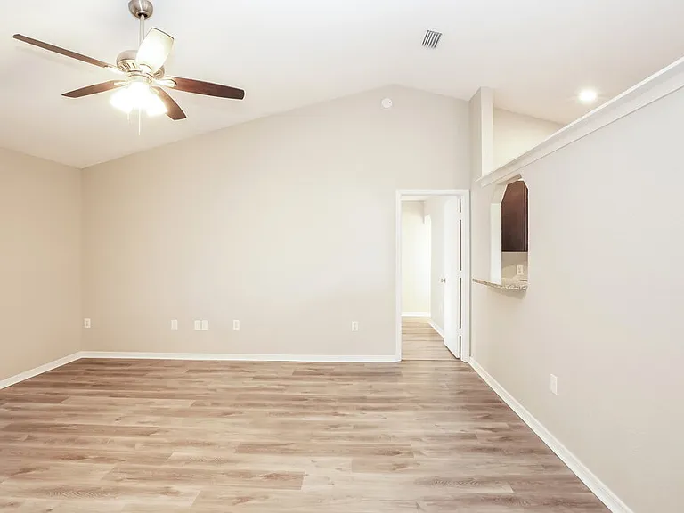 4245 Sasha Trl — Photo 6