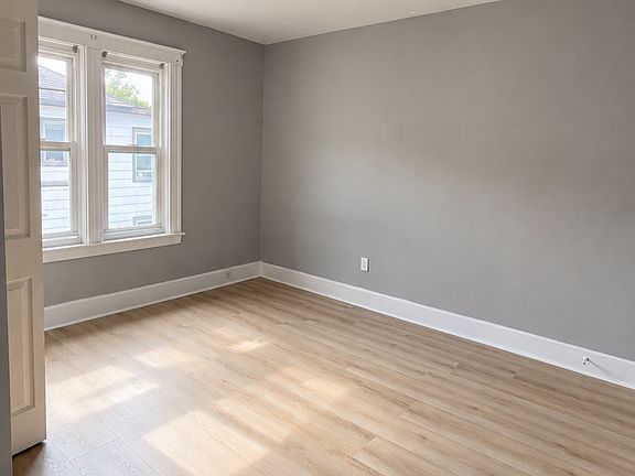 5th image of 164 West St #3