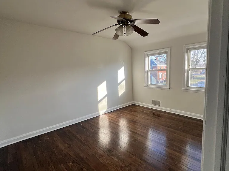603 Braeside Rd — Photo 14
