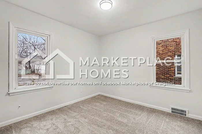 11235 Roxbury St — Photo 13