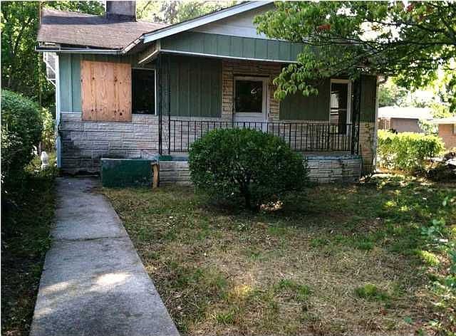 2nd image of 1800 Wilson St