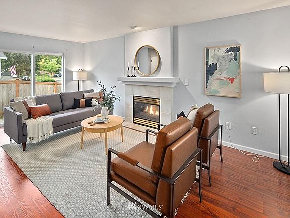 2nd image of 1705 95th Ave NE