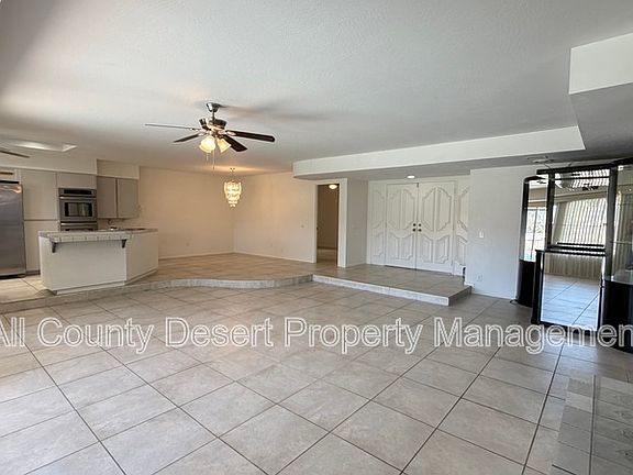 5th image of 76955 California Dr