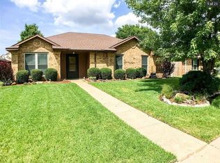 2031 Clearwater Trl, Carrollton, TX 75010