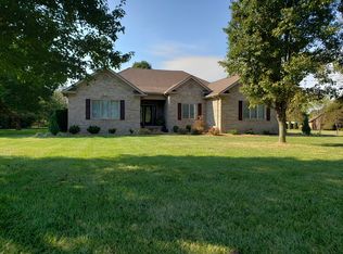 2844 Chatham Ln, Owensboro, KY 42303