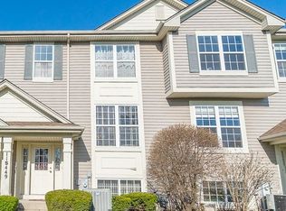 11S449 Rachael Ct, Willowbrook, IL 60527