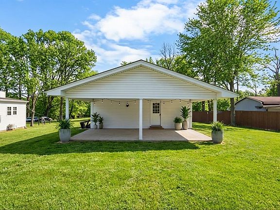 2nd image of 3650 Guess Rd