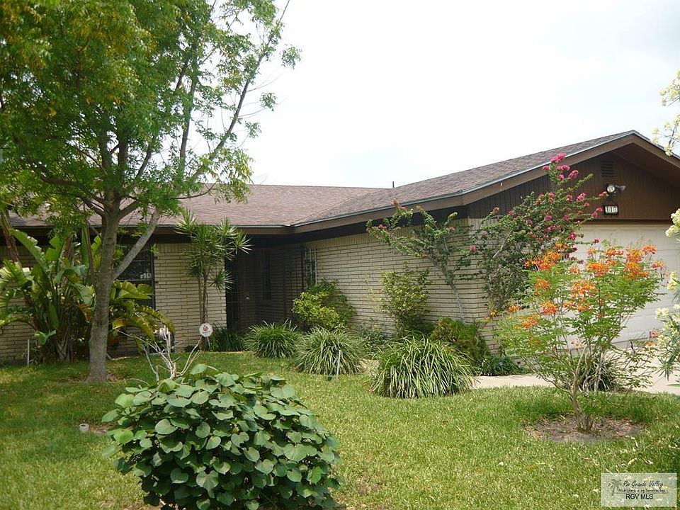 1st image of 413 Brookshire Dr
