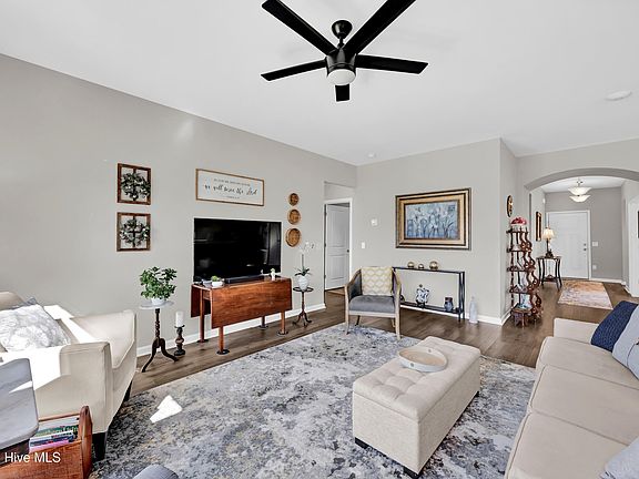 5th image of 4012 Ruddy Duck Way