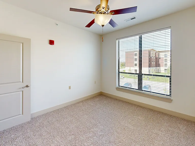 Latitude at Deerfield Crossing — Photo 100
