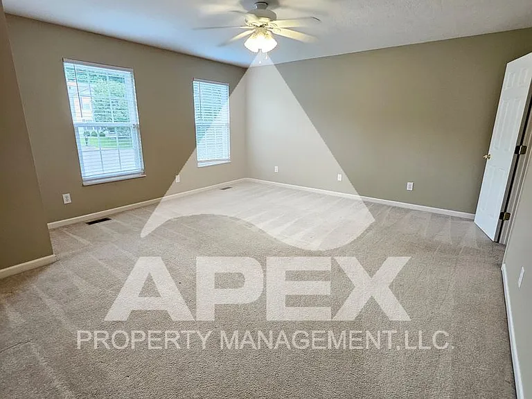 10808 Topview Ln — Photo 11